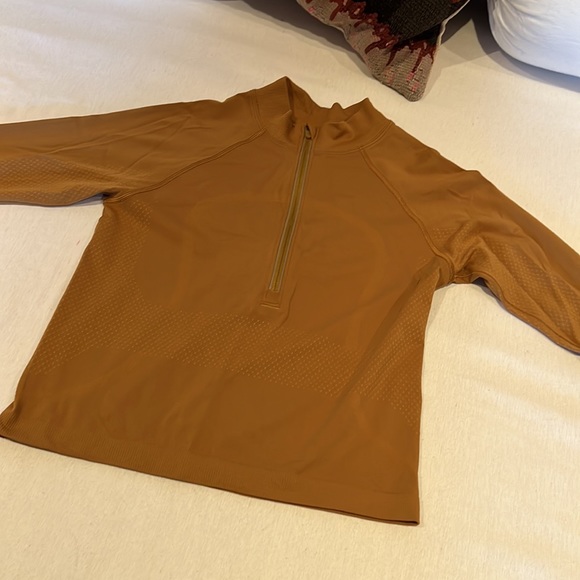 Lululemon Swiftly Tech 1/2 Zip 2.0 *Cool
Spiced Bronze / Tuscan Gold - Picture 6 of 8
